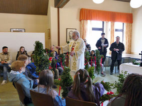 Palmsonntag in St. Crescentius - Beginn der Heiligen Woche (© Karl-Franz Thiede)